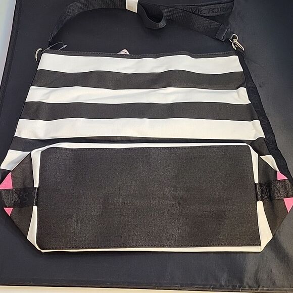 BRAND NEW VICTORIA SECRET WEEKENDER CANVAS STRIPED GOLD LOGO EMBROIDERY TOTE BAG - Picture 7 of 15